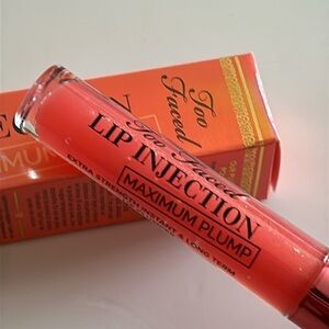 Too Faced Lip Injection Maximum Plump Extra Strength Lip Plumper Creamsi…